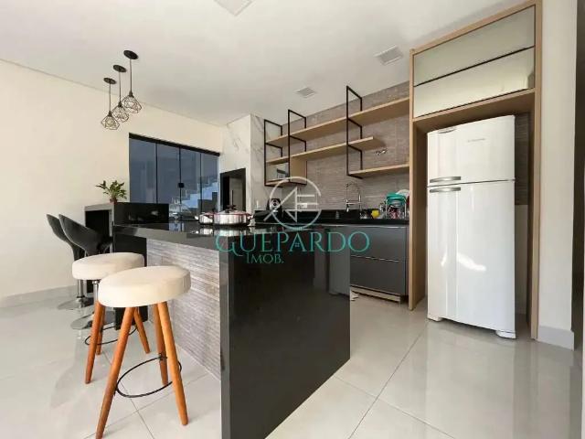 Casa / Sobrado para Venda em Londrina/PR Jardim Morumbi 3 Quartos