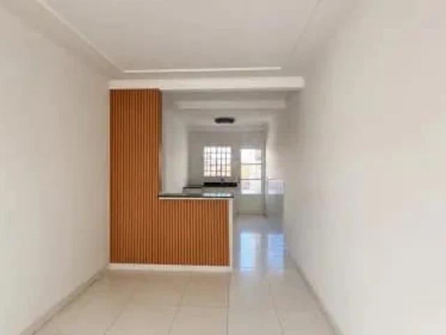 Casa / Sobrado para Venda em Londrina/PR Jardim Neman Sahyun 2 Quartos