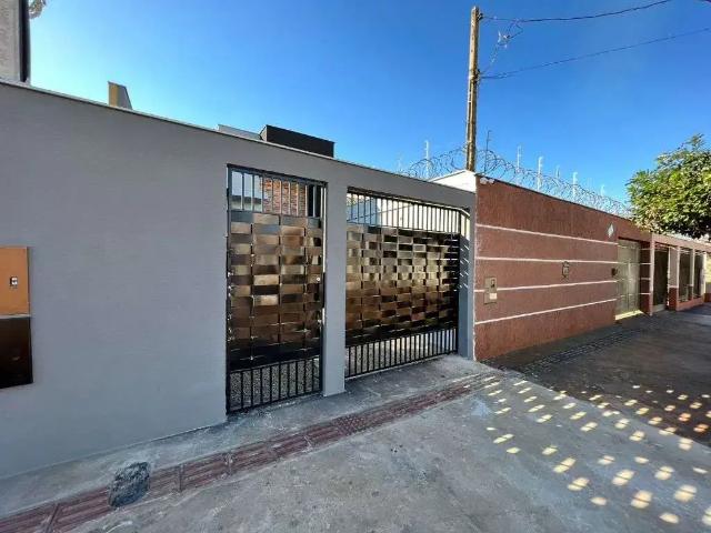 Casa / Sobrado para Venda em Londrina/PR Jardim Padovani 2 Quartos