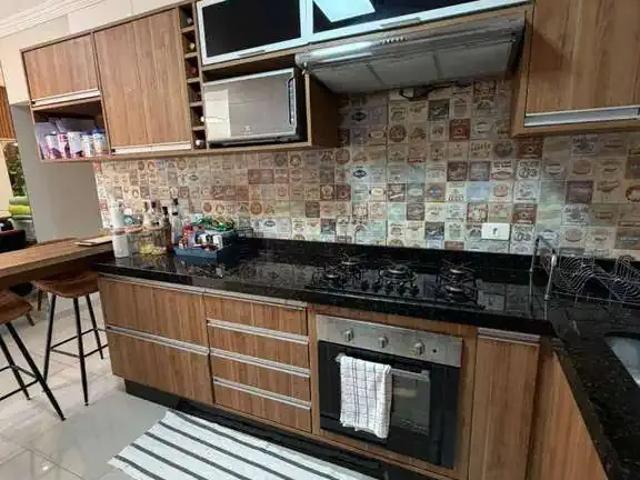 Casa / Sobrado para Venda em Londrina/PR Jardim Pérola 3 Quartos