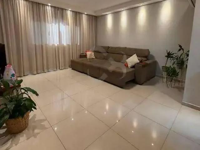 Casa / Sobrado para Venda em Londrina/PR Jardim Pérola 3 Quartos