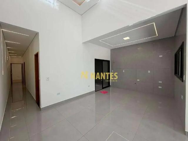 Casa / Sobrado para Venda em Londrina/PR Jardim Piza 3 Quartos