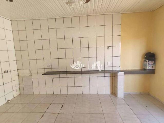 Casa / Sobrado para Venda em Londrina/PR Jardim Piza 3 Quartos