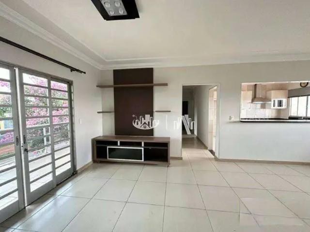 Casa / Sobrado para Venda em Londrina/PR Jardim Piza 3 Quartos