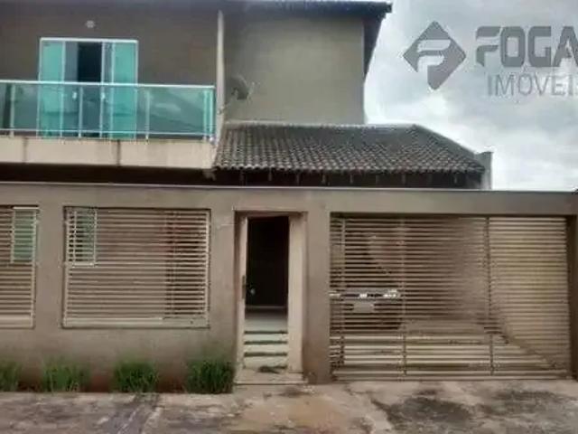 Casa / Sobrado para Venda em Londrina/PR Jardim Portal dos Pioneiros 3 Quartos