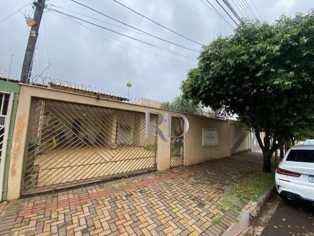 Casa / Sobrado para Venda em Londrina/PR Jardim Santa Alice 3 Quartos