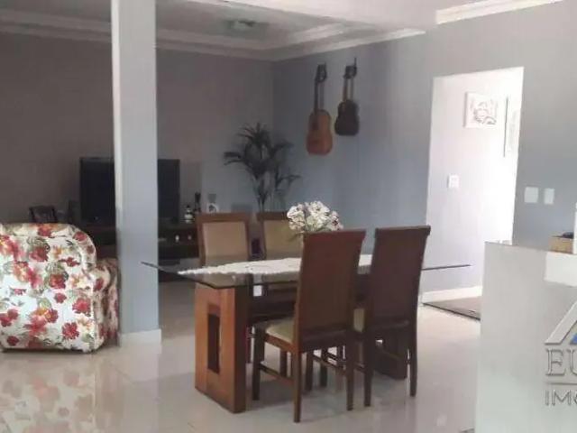 Casa / Sobrado para Venda em Londrina/PR Leonor 3 Quartos