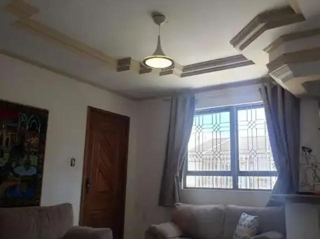 Casa / Sobrado para Venda em Londrina/PR Leonor 3 Quartos
