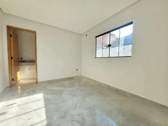 Casa / Sobrado para Venda em Londrina/PR Leonor 3 Quartos