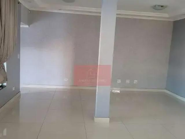 Casa / Sobrado para Venda em Londrina/PR Leonor 3 Quartos