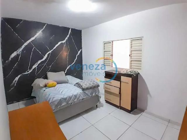 Casa / Sobrado para Venda em Londrina/PR Leonor 3 Quartos