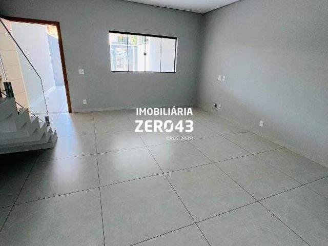 Casa / Sobrado para Venda em Londrina/PR Leonor 3 Quartos