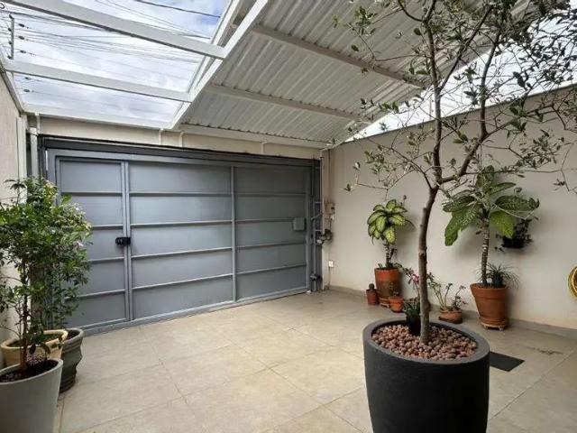 Casa / Sobrado para Venda em Londrina/PR Loteamento Chamonix 3 Quartos