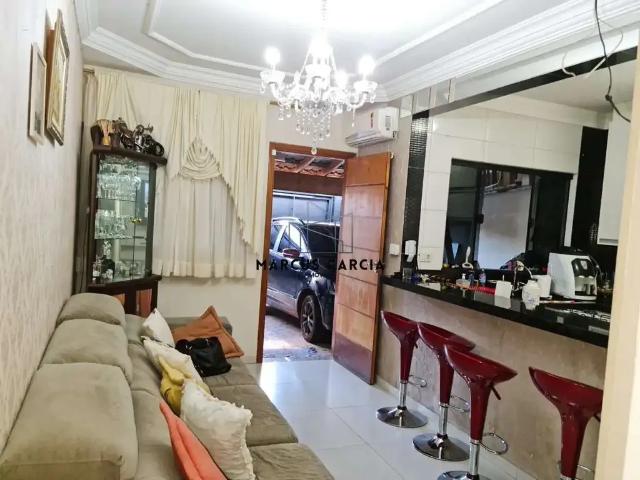 Casa / Sobrado para Venda em Londrina/PR Parque Residencial Joaquim Toledo Piza 3 Quartos