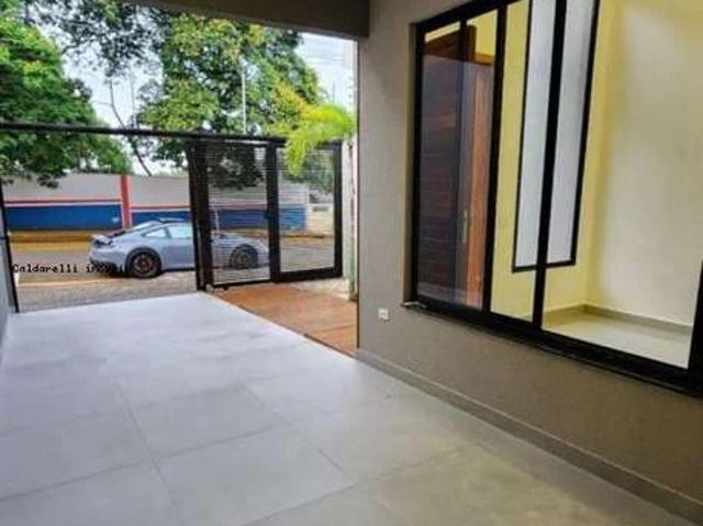 Casa / Sobrado para Venda em Londrina/PR Parque Residencial Joaquim Toledo Piza 3 Quartos
