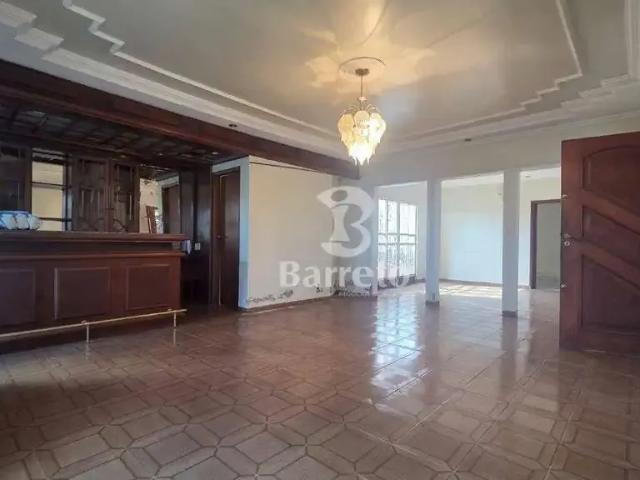 Casa / Sobrado para Venda em Londrina/PR Pinheiros 5 Quartos