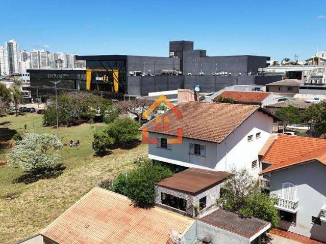 Casa / Sobrado para Venda em Londrina/PR Quebec 4 Quartos