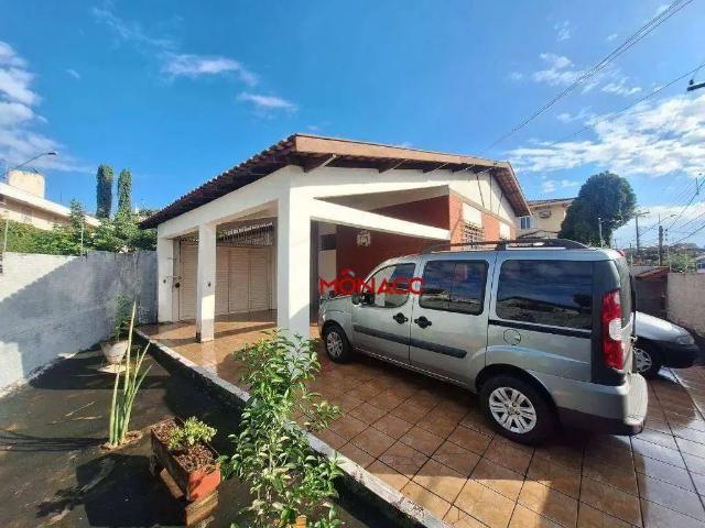 Casa / Sobrado para Venda em Londrina/PR Quebec 4 Quartos