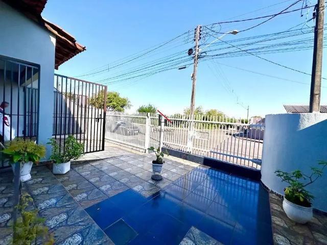 Casa / Sobrado para Venda em Londrina/PR Residencial Café Cereja 3 Quartos