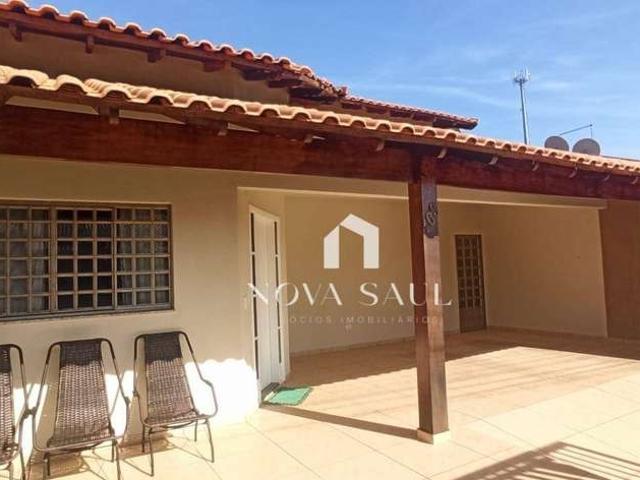 Casa / Sobrado para Venda em Londrina/PR Residencial Terra Nova 3 Quartos