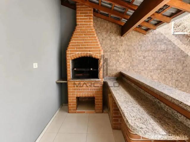 Casa / Sobrado para Venda em Londrina/PR Rodocentro 3 Quartos
