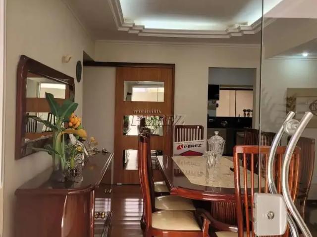 Casa / Sobrado para Venda em Londrina/PR San Fernando 3 Quartos