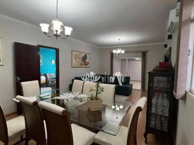 Casa / Sobrado para Venda em Londrina/PR San Fernando 3 Quartos