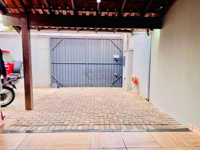 Casa / Sobrado para Venda em Londrina/PR Santa Rita 3 3 Quartos