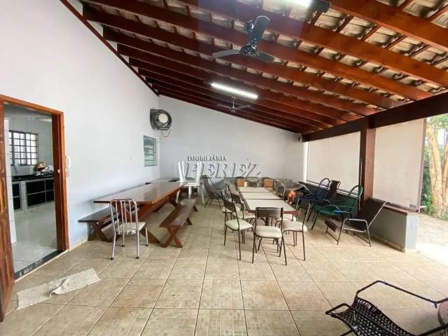 Casa / Sobrado para Venda em Londrina/PR Santa Rita 1 1 Quartos