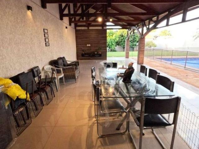 Casa / Sobrado para Venda em Londrina/PR Tucano 4 Quartos