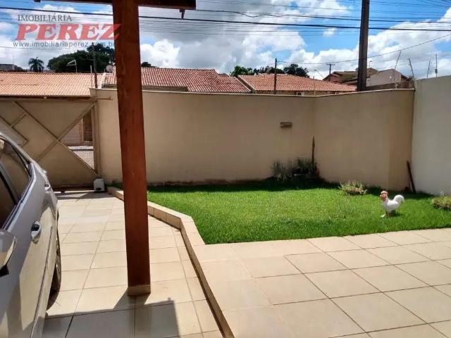 Casa / Sobrado para Venda em Londrina/PR Vale de San Izidro 3 Quartos
