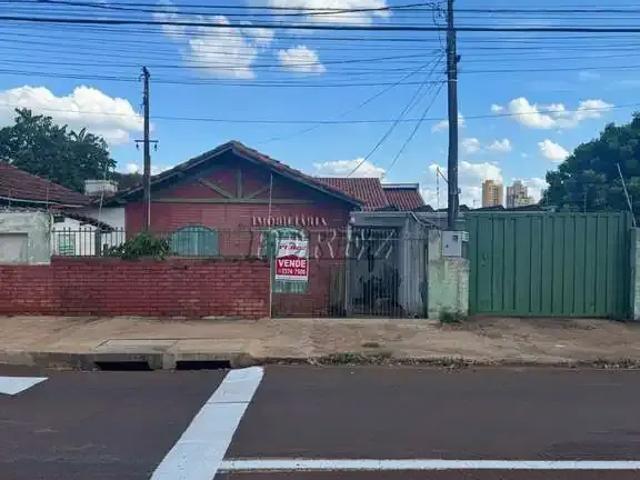 Casa / Sobrado para Venda em Londrina/PR Vila Brasil 6 Quartos