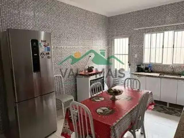 Casa / Sobrado para Venda em Lorena/SP Vila Passos 3 Quartos