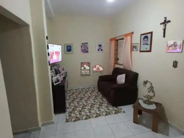 Casa / Sobrado para Venda em Lorena/SP Centro 2 Quartos