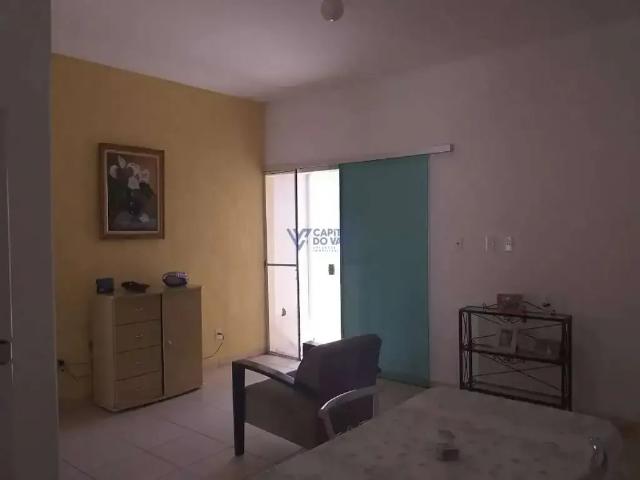 Casa / Sobrado para Venda em Lorena/SP Centro 2 Quartos