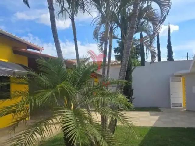 Casa / Sobrado para Venda em Lorena/SP Parque Mondesir 3 Quartos