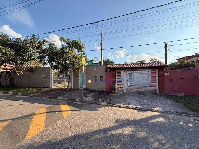 Casa / Sobrado para Venda em Louveira/SP Guembê 4 Quartos