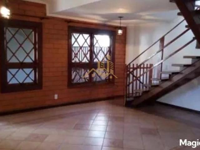 Casa / Sobrado para Venda em Louveira/SP Rainha 3 Quartos