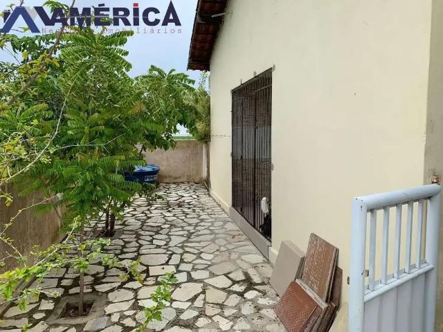 Casa / Sobrado para Venda em Lucena/PB Praia de Camaçari 3 Quartos