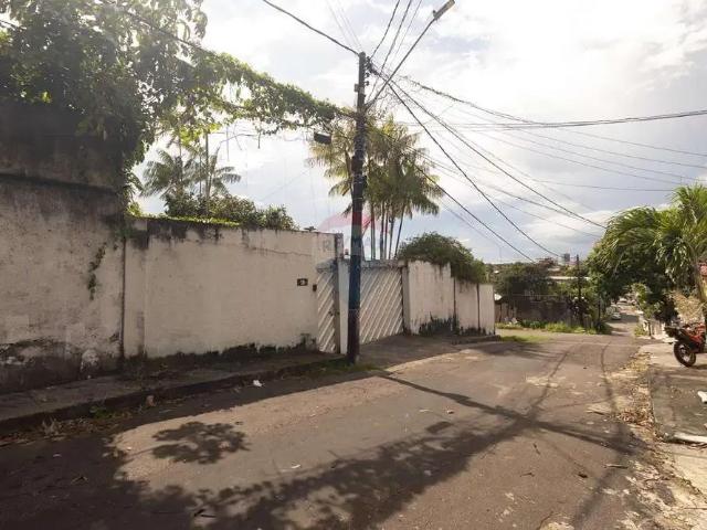Casa / Sobrado para Venda em Manaus/AM Aleixo 5 Quartos