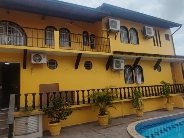 Casa / Sobrado para Venda em Manaus/AM Aleixo 6 Quartos