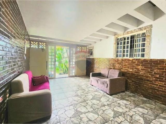 Casa / Sobrado para Venda em Manaus/AM Centro 4 Quartos