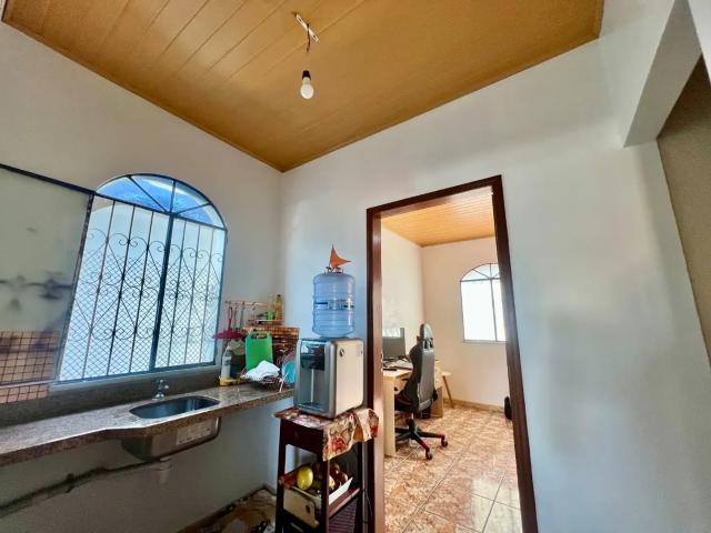 Casa / Sobrado para Venda em Manaus/AM Centro 5 Quartos