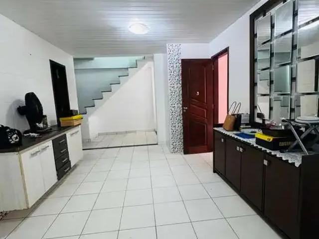 Casa / Sobrado para Venda em Manaus/AM Compensa 4 Quartos