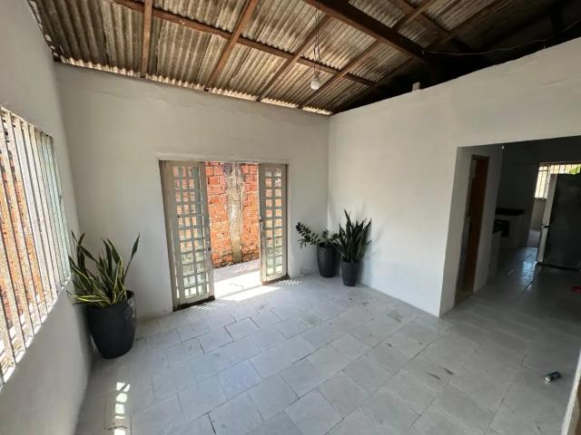 Casa / Sobrado para Venda em Manaus/AM Flores 3 Quartos
