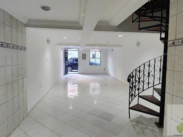 Casa / Sobrado para Venda em Manaus/AM Nossa Senhora Aparecida 2 Quartos