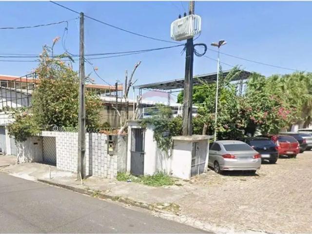 Casa / Sobrado para Venda em Manaus/AM Petrópolis 4 Quartos