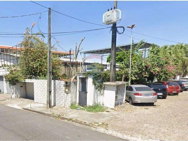 Casa / Sobrado para Venda em Manaus/AM Petrópolis 4 Quartos