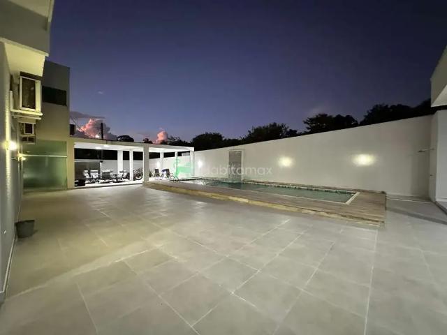 Casa / Sobrado para Venda em Manaus/AM Ponta Negra 4 Quartos