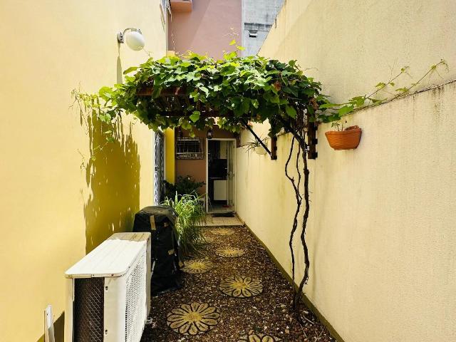 Casa / Sobrado para Venda em Manaus/AM Raiz 4 Quartos